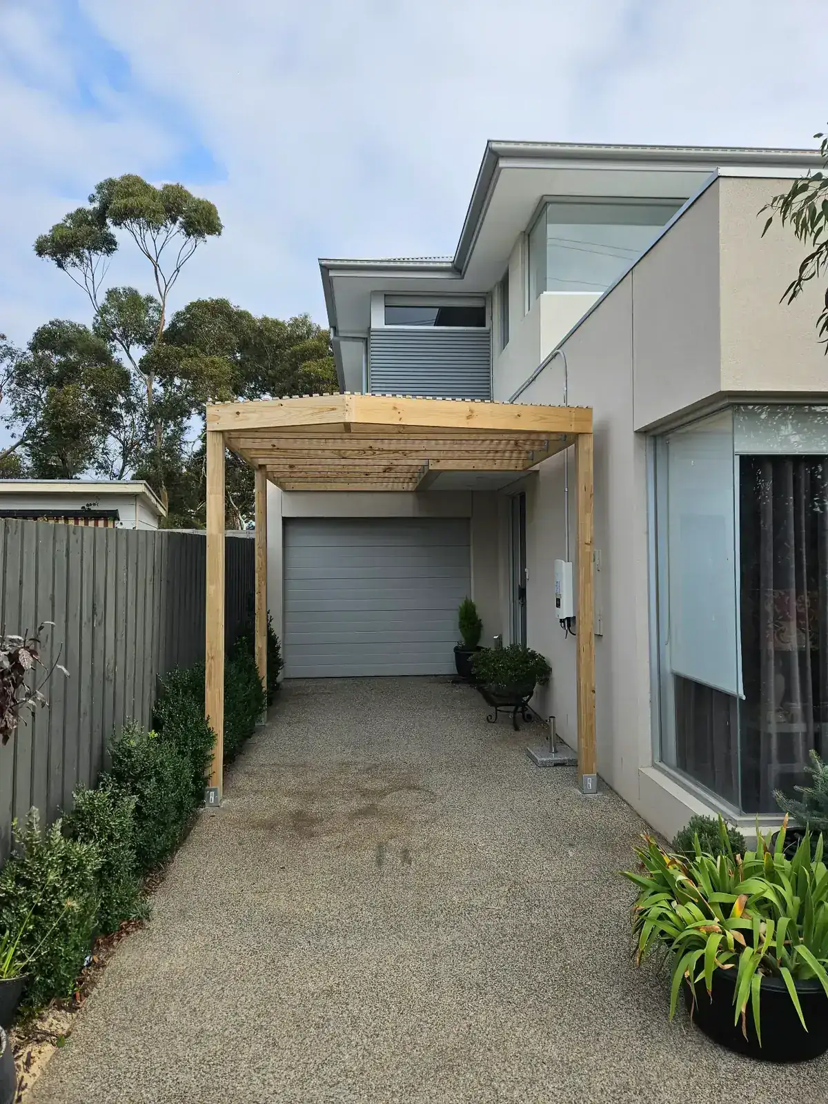 Melbourne carport entry pergola in timber
