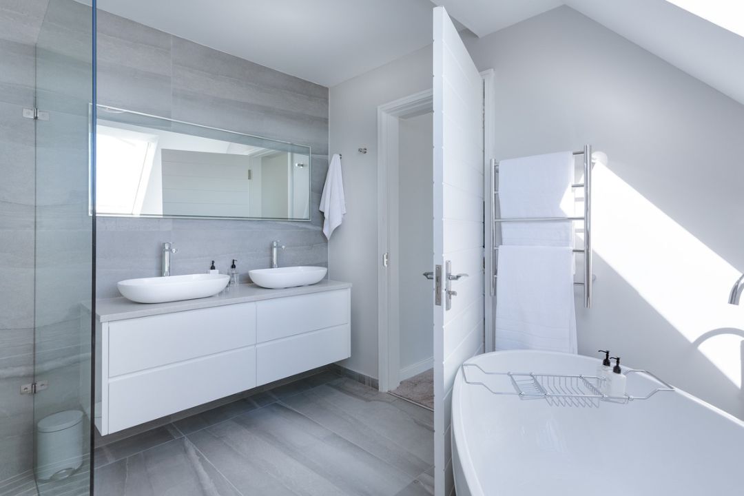 Bathroom Flooring Options You Need to Consider